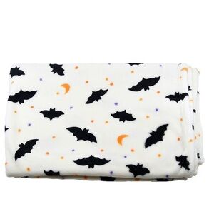 New View Gifts & Accessories Halloween “Bats” Print Throw Blanket